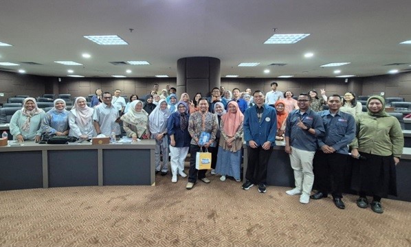 HIMA DIM FEB UNAIR sukses menyelenggarakan Workshop Series 2: Academic Boot Camp bertema “Metode dan Tools dalam Riset Manajemen: Experimental Design and Statistical Testing in STATA”